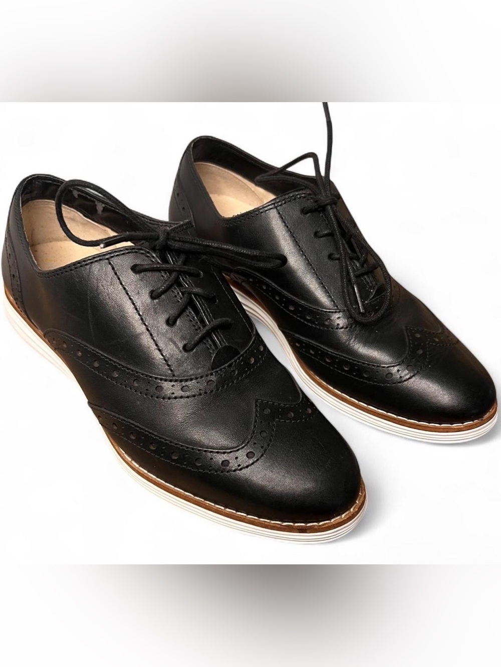 COLE HAAN Women’s 6.5 Original Grand Wingtip Lace Up Shoes Black W02618